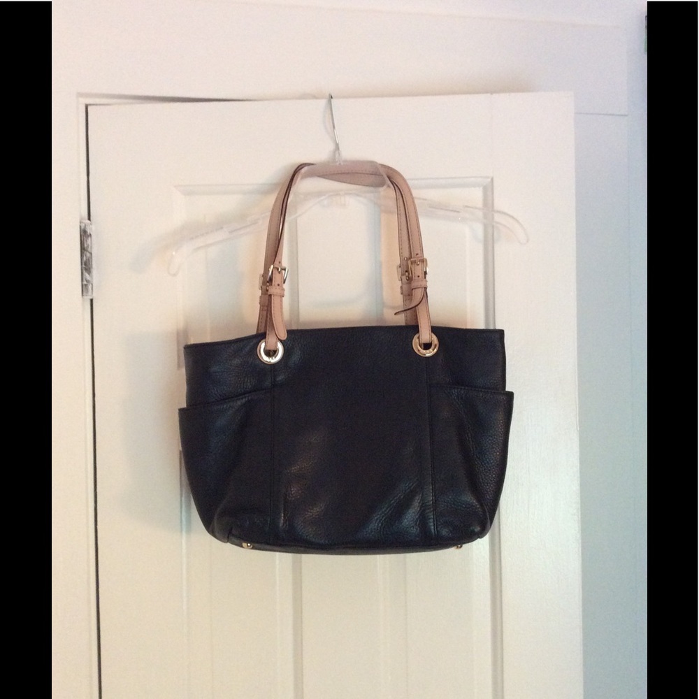 Michael kors black leather jet set tote